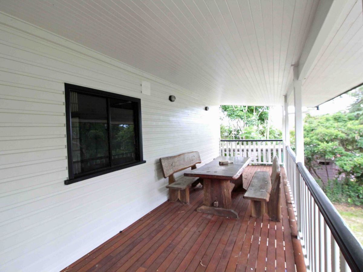 19 BROADWAY, Herberton