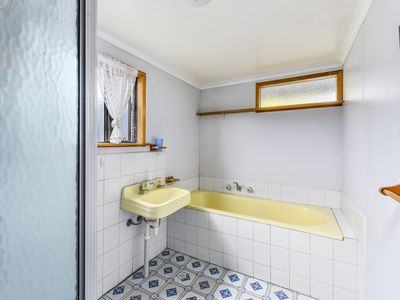 22 Railway Terrace West, Tantanoola