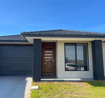 99 Abbeygate Drive, Werribee