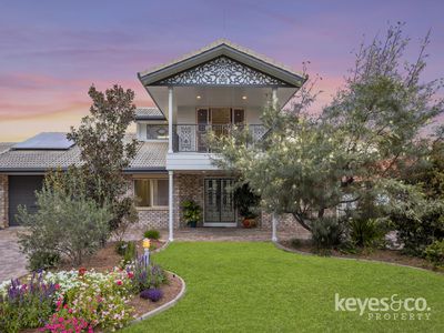 4 Hoya Court, Annandale