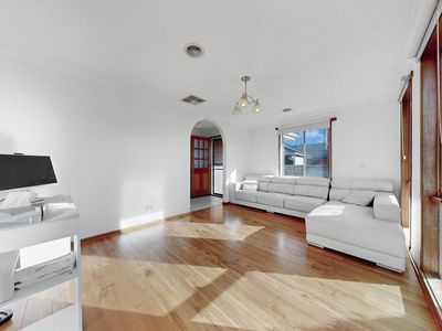 8 Geraldine Drive, Hampton Park