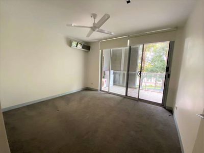 9 / 32 Rosehill Street, Redfern