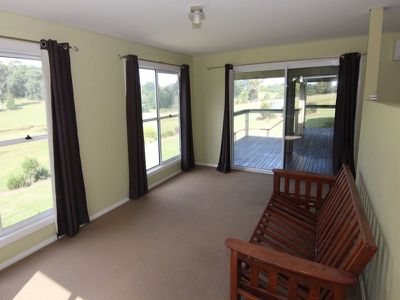 3734 The Bucketts Way, Krambach