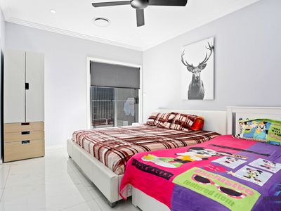 6 Globe Street, Riverstone