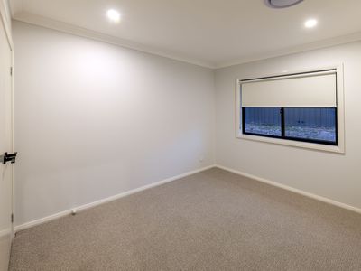 27 Admiralty Drive, Safety Beach