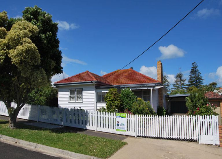 11 Sutton Avenue, Portland