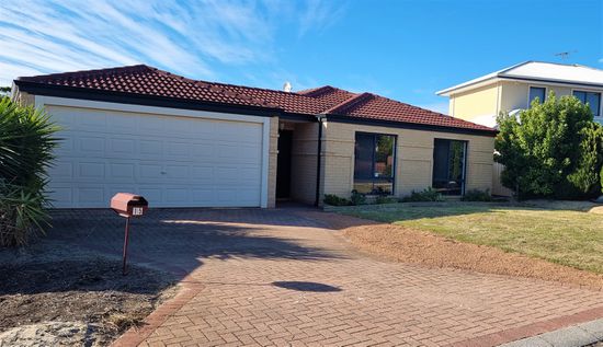 15 Mallina Circuit, Carramar