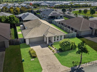 4 Phoebe Way, Gleneagle