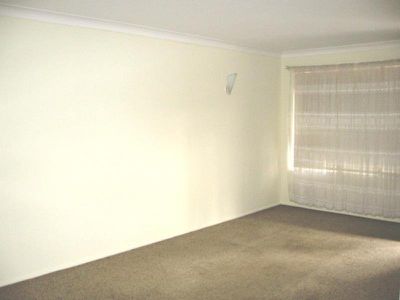 2 / 73 Donald Street, Fairy Meadow