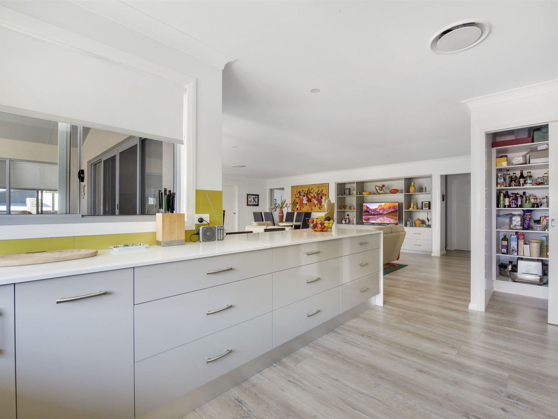 9 Carriage Way, Milton