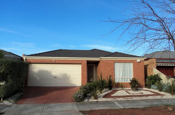40 Wisla Circuit, Roxburgh Park