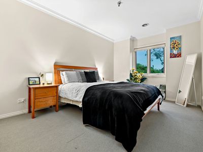 3 / 2 Kuebler Street, Glen Waverley