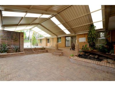 57 Portcullis Drive, Willetton