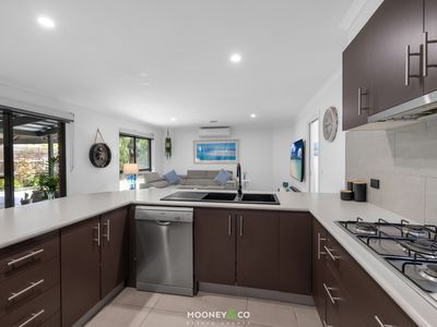 48 Ferndown Drive, Cranbourne