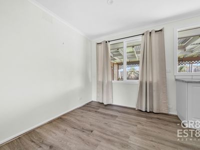 64 Millswyn Avenue, Hampton Park