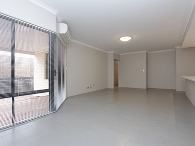 2 / 58 Central Avenue, Ascot