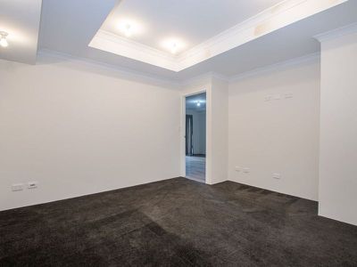 17 Persian Street, Eglinton