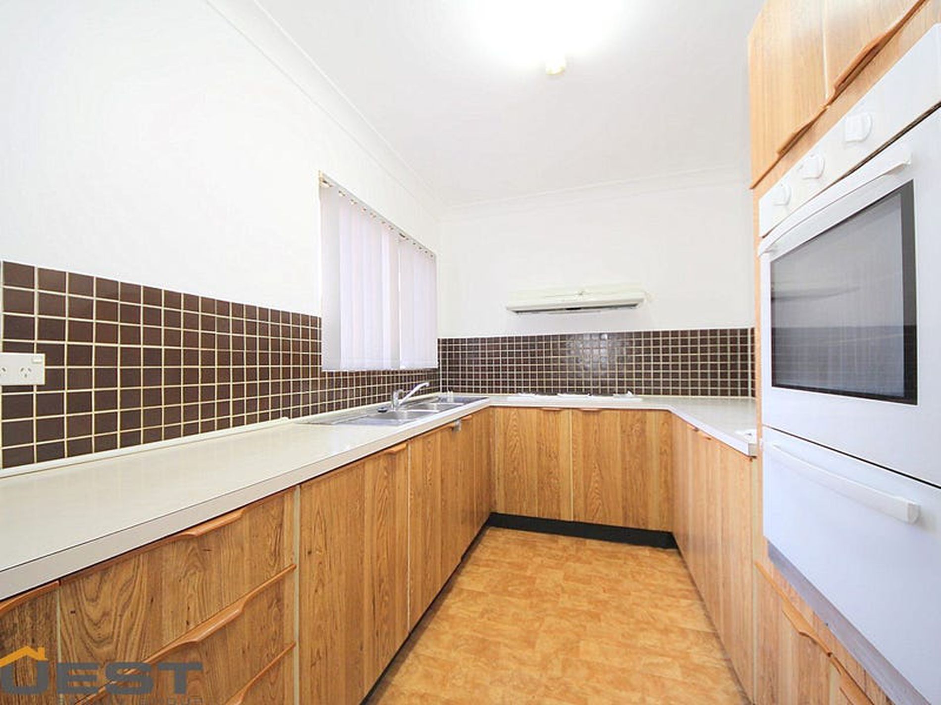 3 / 36 Sir Joseph Banks Street, Bankstown