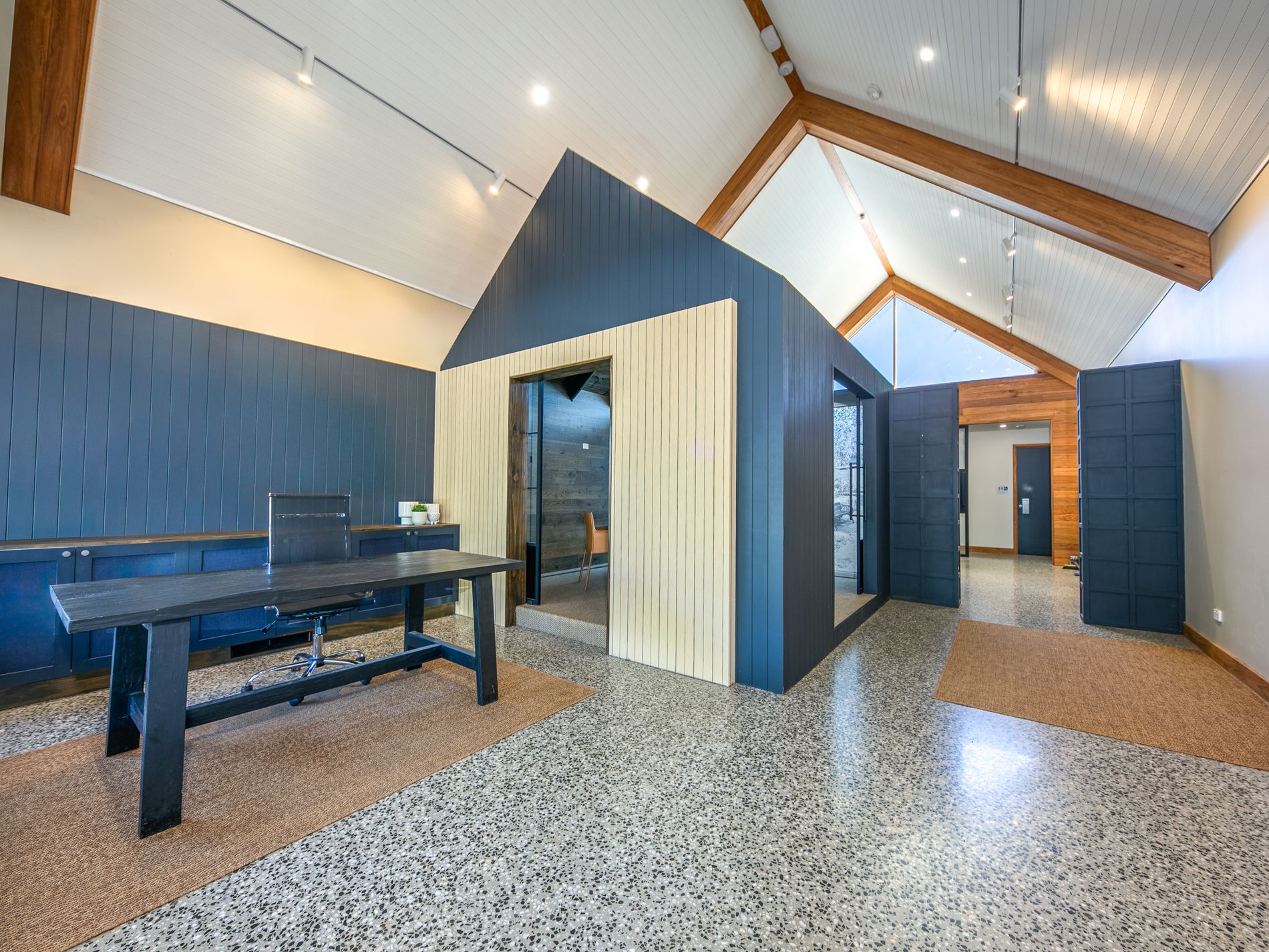 32A High Street, Trentham