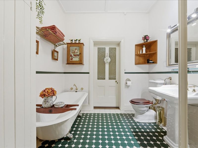 6 Britton Close, Elderslie