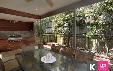 18 Fallingwater, Pakenham