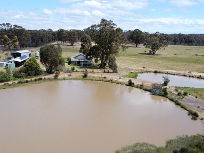 92 Rayma Road, Moormbool West