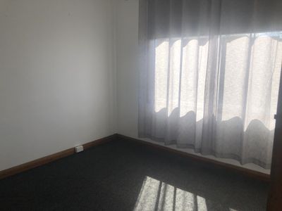 1 / 5 Raglan Street, Newtown