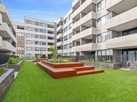 201 / 2 Main Road, Clayton South
