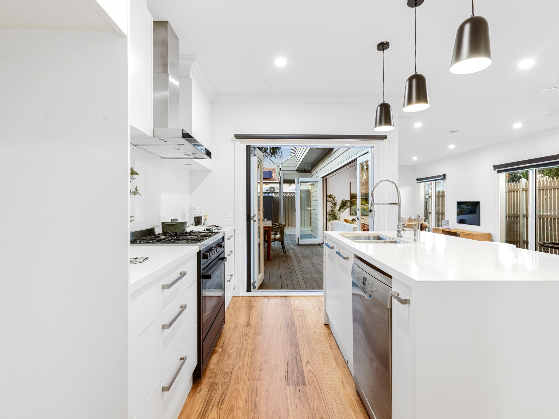 23 Robbs Road, West Footscray