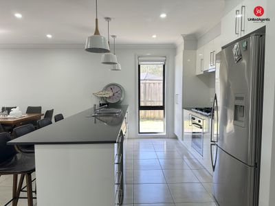 31 Regentville Drive, Elizabeth Hills