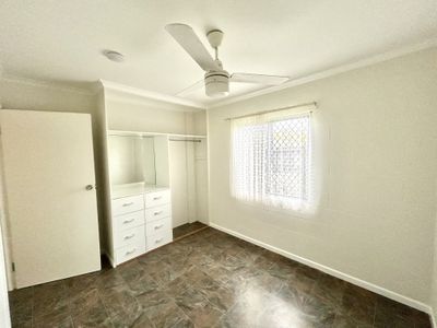 63 Hollywood Boulevard, White Rock