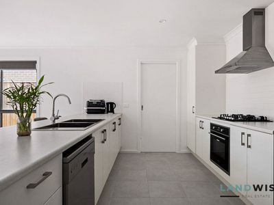56 Oscar Crescent, Deanside