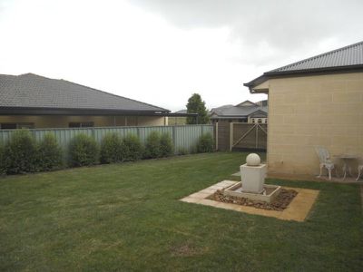 4 James Cook Avenue, Mount Gambier