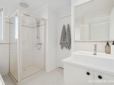 1 / 2 Hastie Court, Altona Meadows