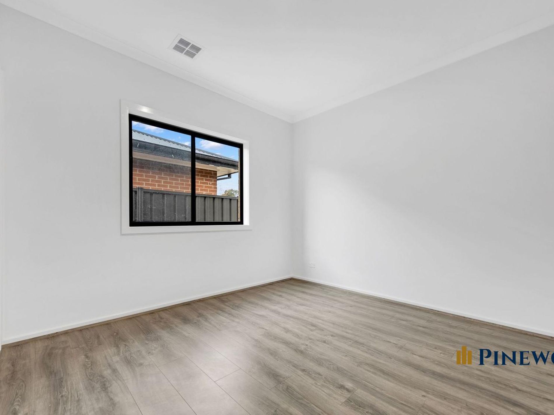 1 / 84 Sutherland Street, Kilmore