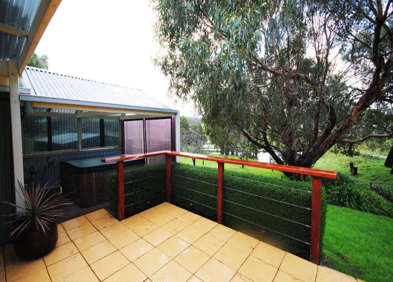 92 Atwells Road, Portland
