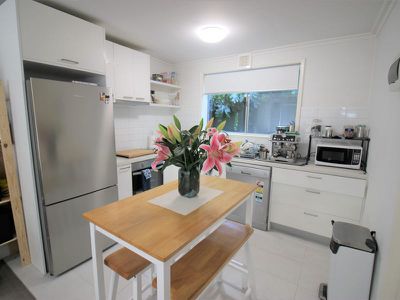 2 / 7 Sanglen Terrace, Belmont