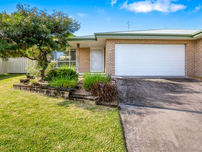 2 / 25 Bennett Place, Forster