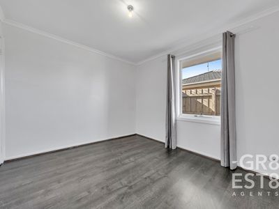 1 / 1 Daniher Close, Berwick