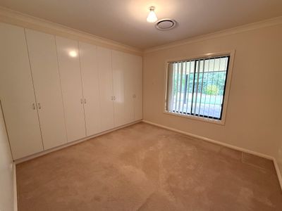 16 Dussin Street, Griffith