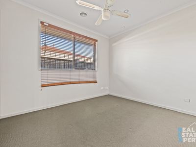 53 Springfield Crescent, Hampton Park