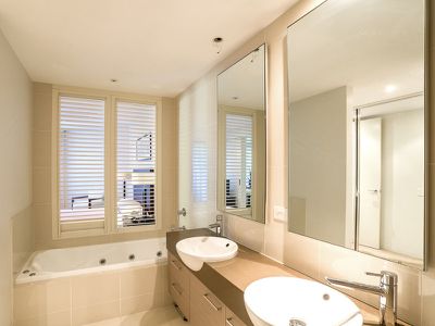 207 / 468 Esplanade, Torquay