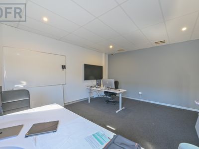 2/14 Baling Street, Cockburn Central