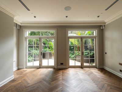 1 / 147 Darling Point Road, Darling Point