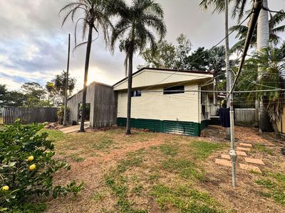 7 Chifley Court, Moranbah