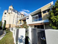 65 / 1 Grande Avenue, Carrara