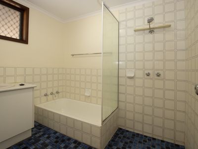 8 Water Lily Place, Kununurra
