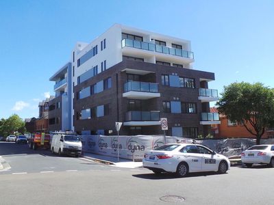 302 / 10  Gladstone Street, Burwood