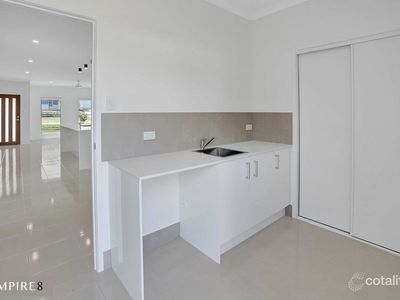 2 / 10 Dray Place, Palmwoods