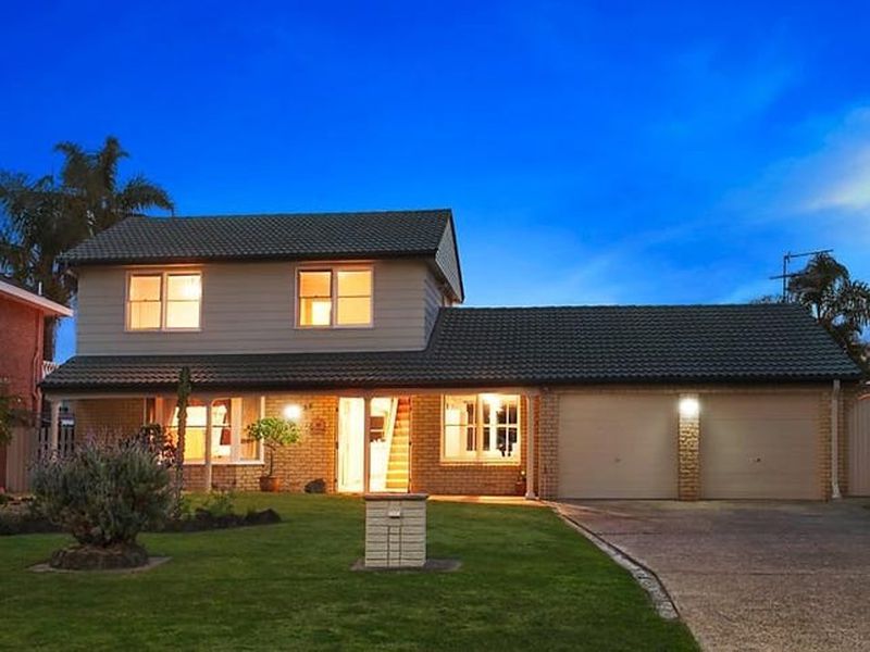 35 James Cook Island Avenue, Sylvania Waters